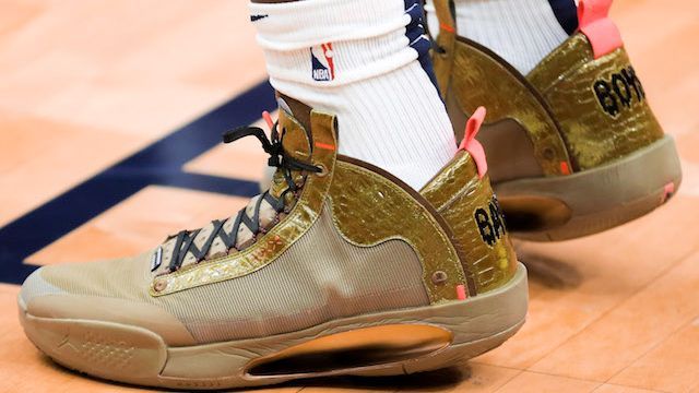 Which player had the best sneakers in the NBA during Week 14?