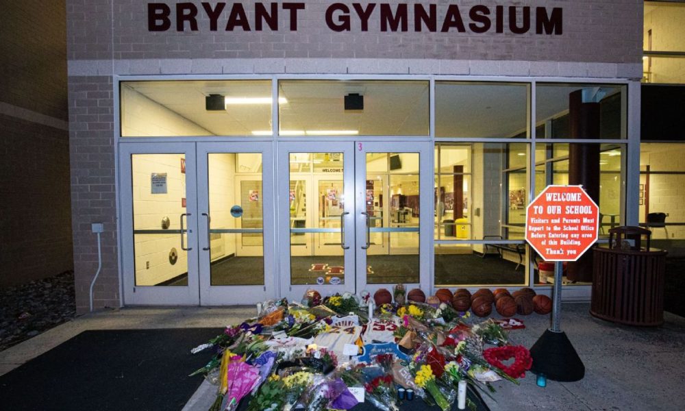 Mourners gather at Kobe's HS to pay respects