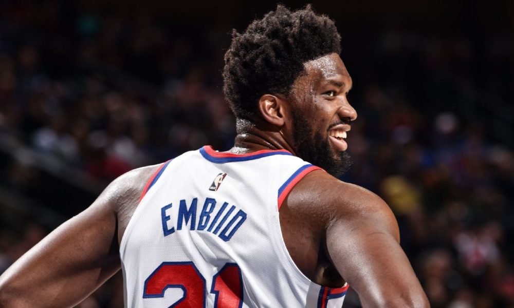 Embiid takes over in fourth, finishes with 49