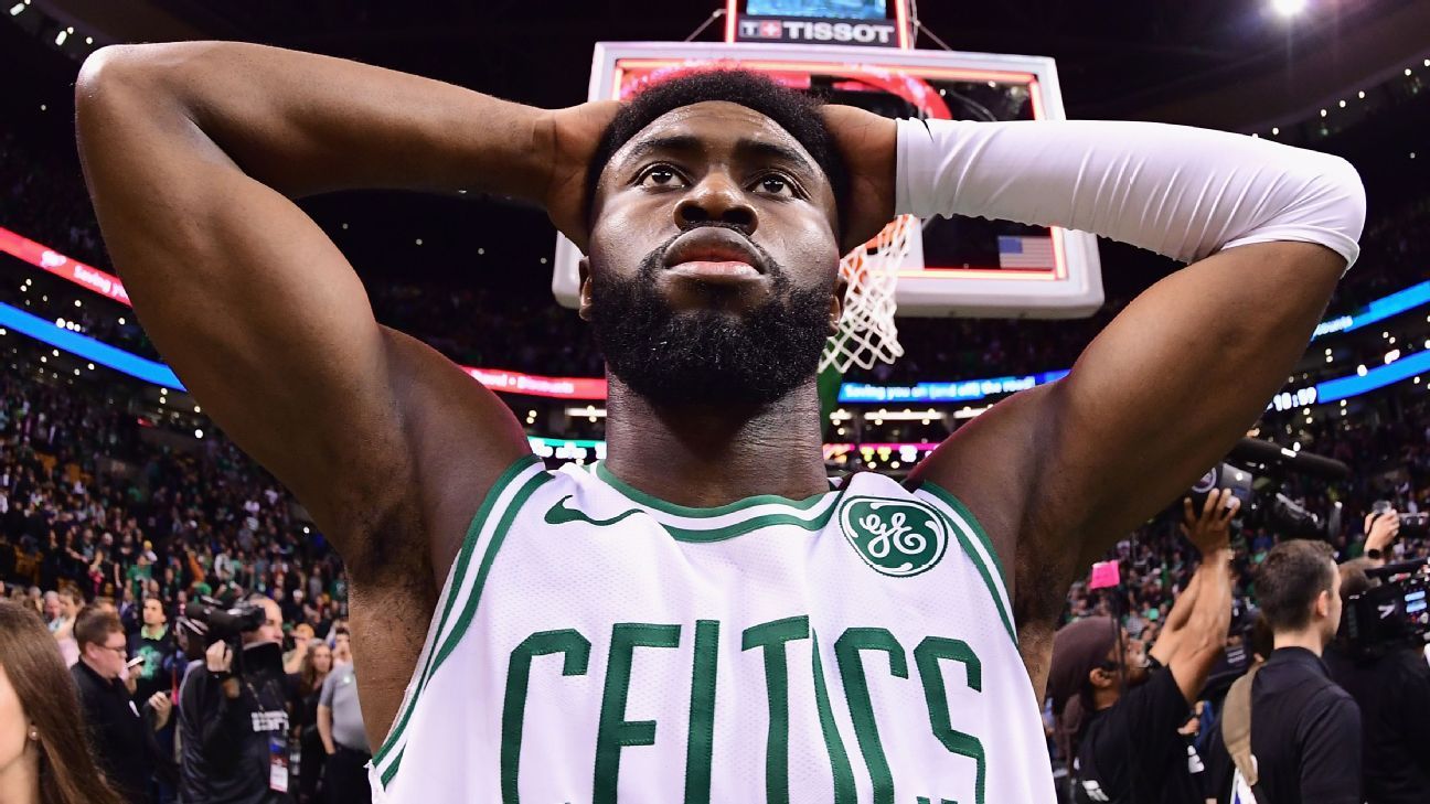 Celtics' Brown (hamstring) out at least a week