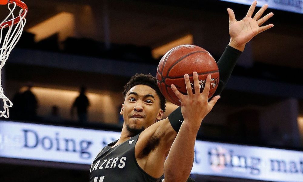 IMG forward Kenyon Martin Jr. declares for draft