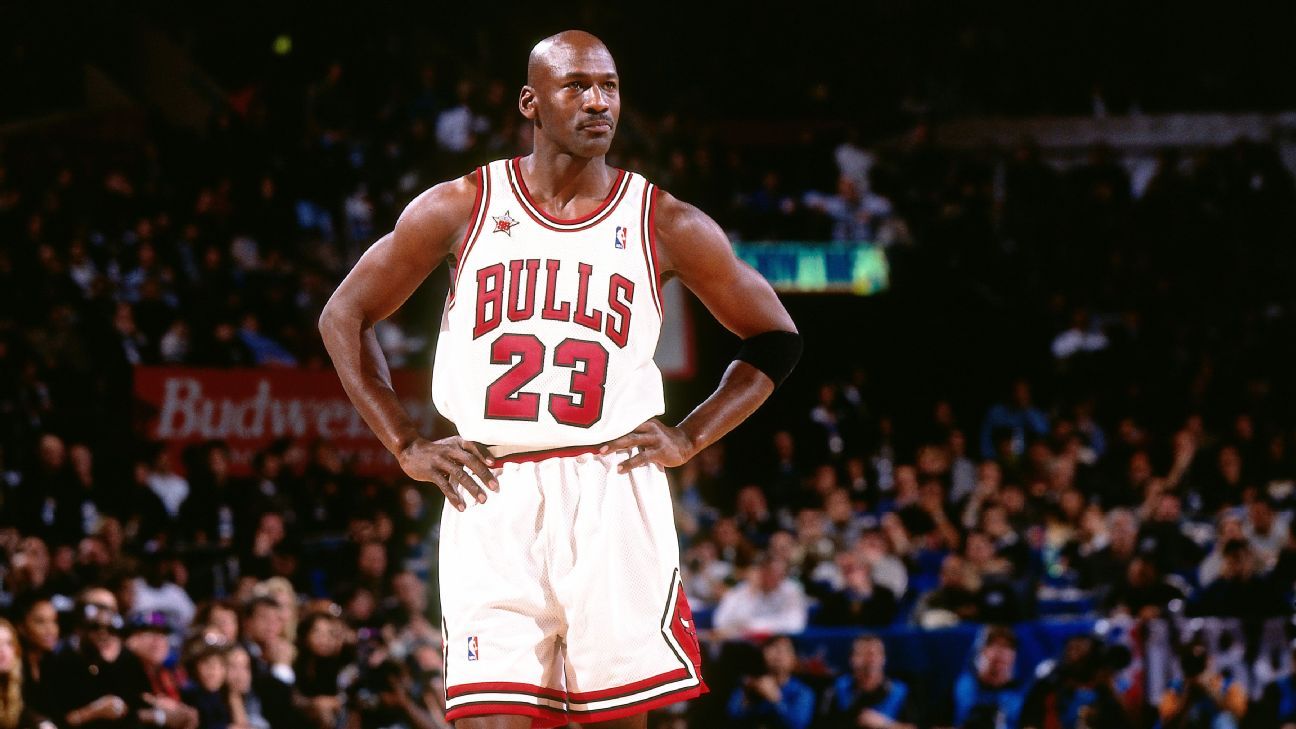 Jordan calls final season with Bulls 'a trying year'