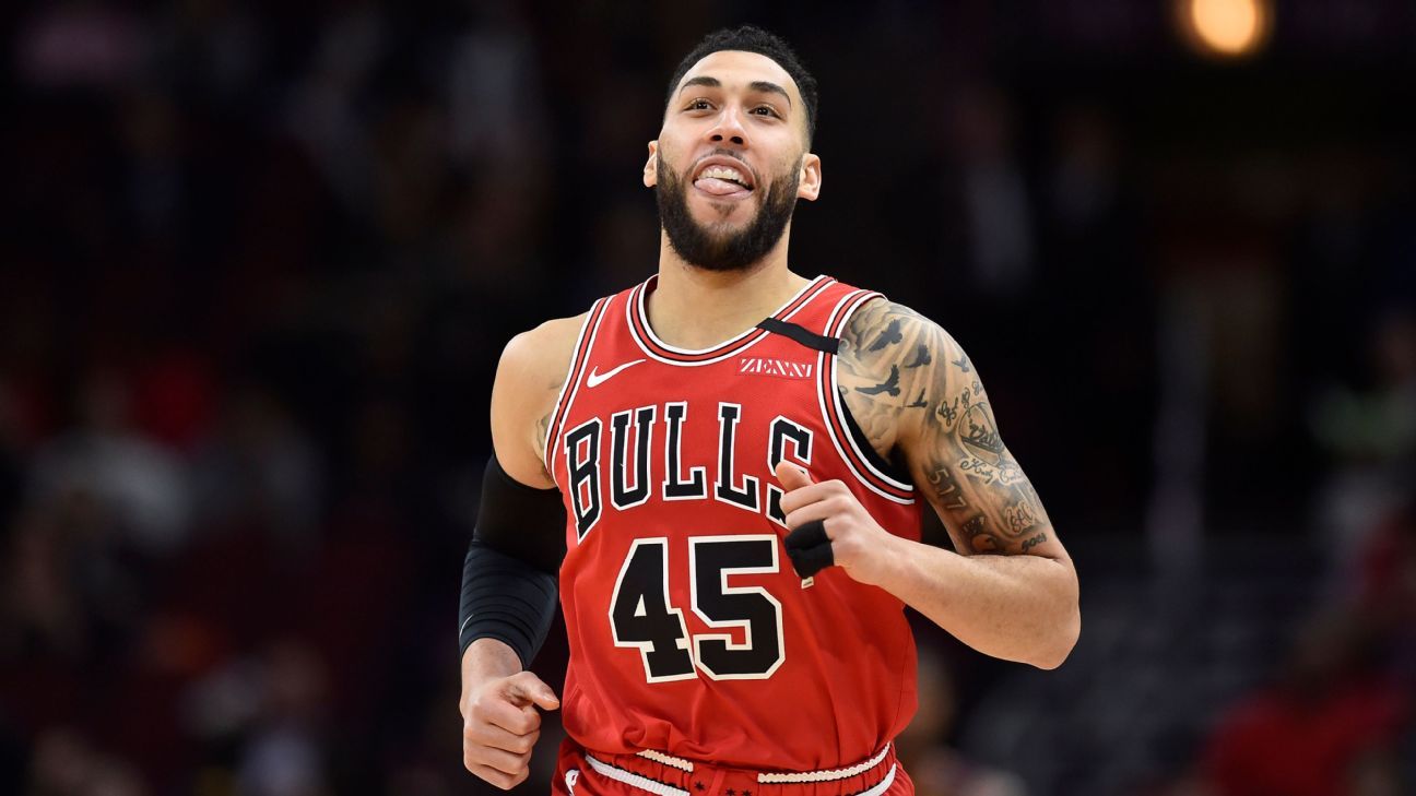 How Denzel Valentine ended up wearing MJ's other number