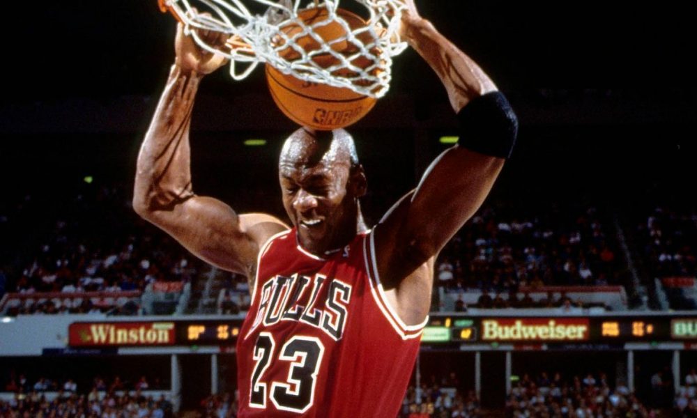 MJ: Would've re-signed before Bulls' curtain fell