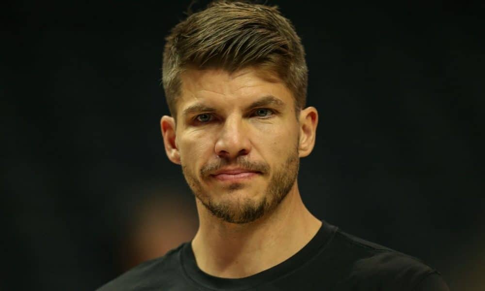 Korver to wear 'Black Lives Matter' on jersey