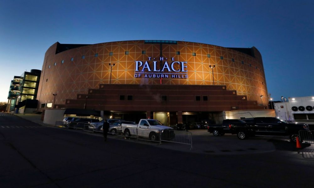 Former home arena of Pistons, Shock torn down