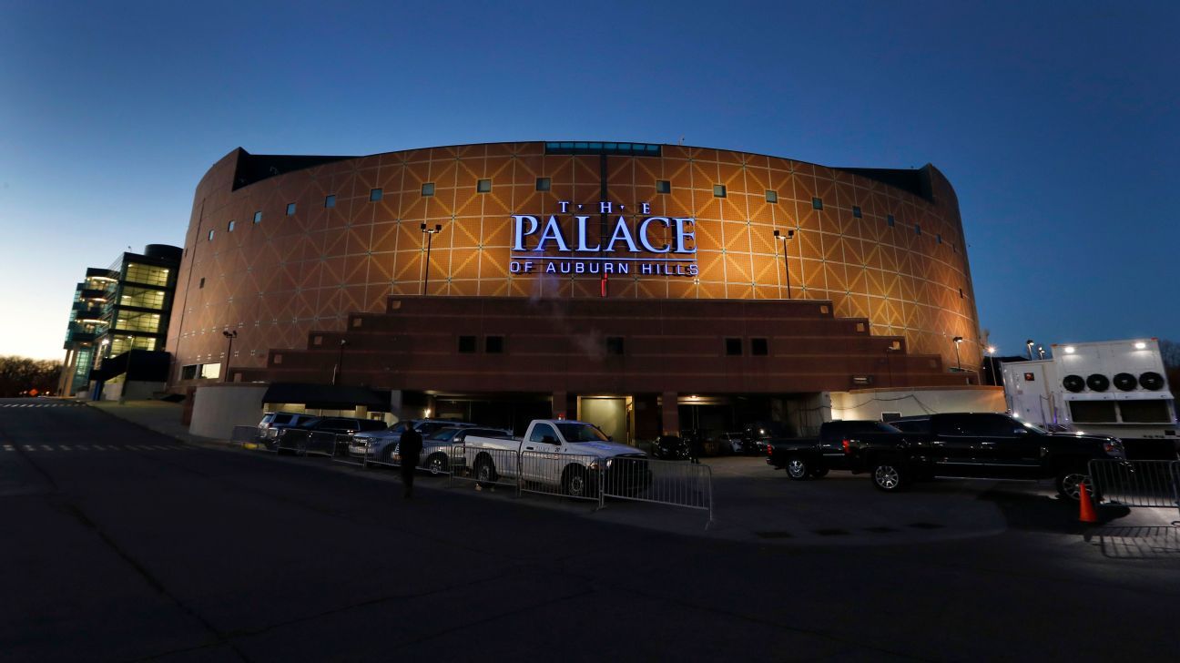 Former home arena of Pistons, Shock torn down