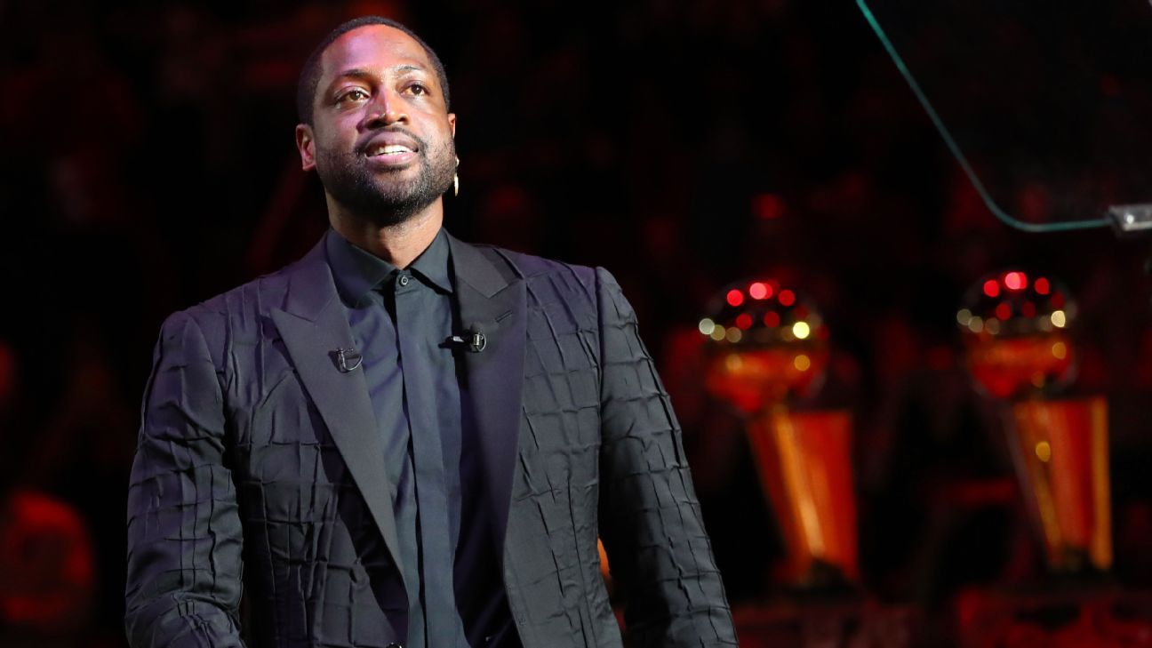 D-Wade clarifies initial tweet supporting Cannon