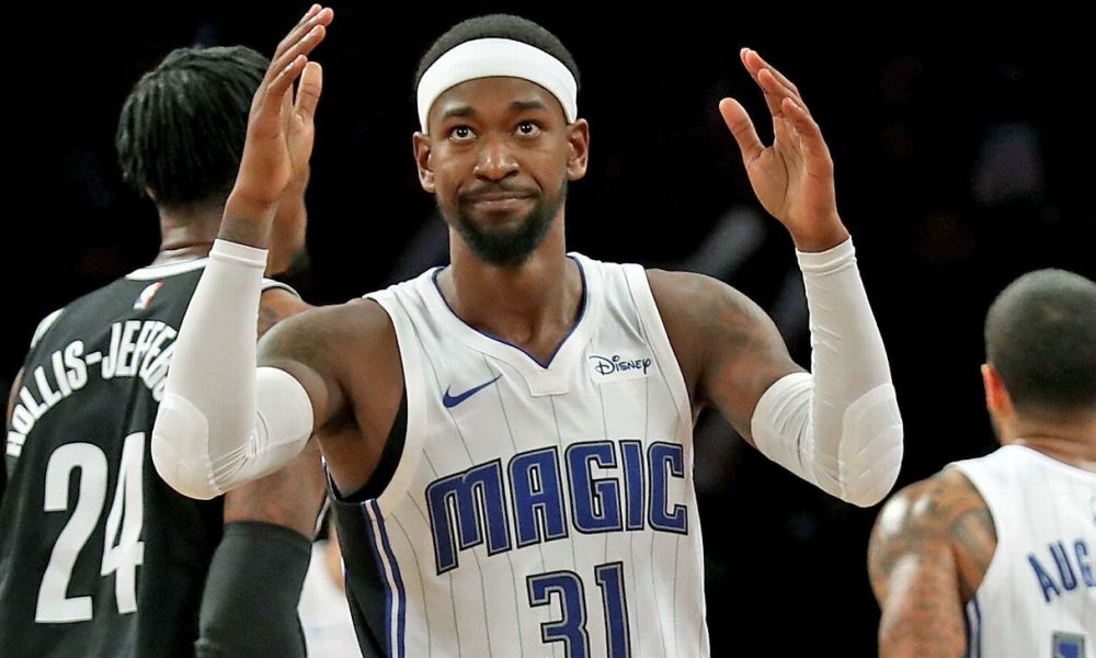 Magic's Ross back in bubble after tests negative