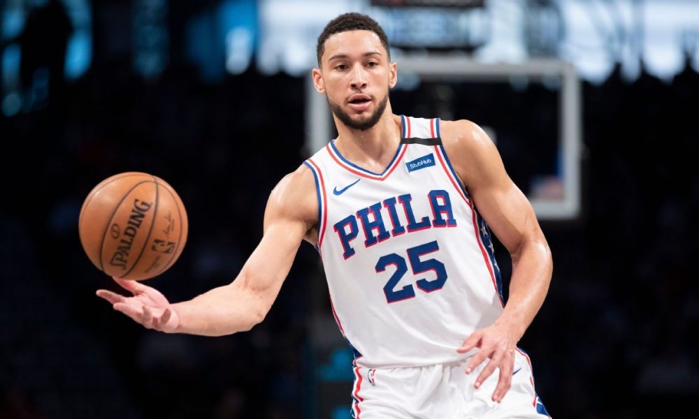 Sixers' Simmons sidelined with knee injury
