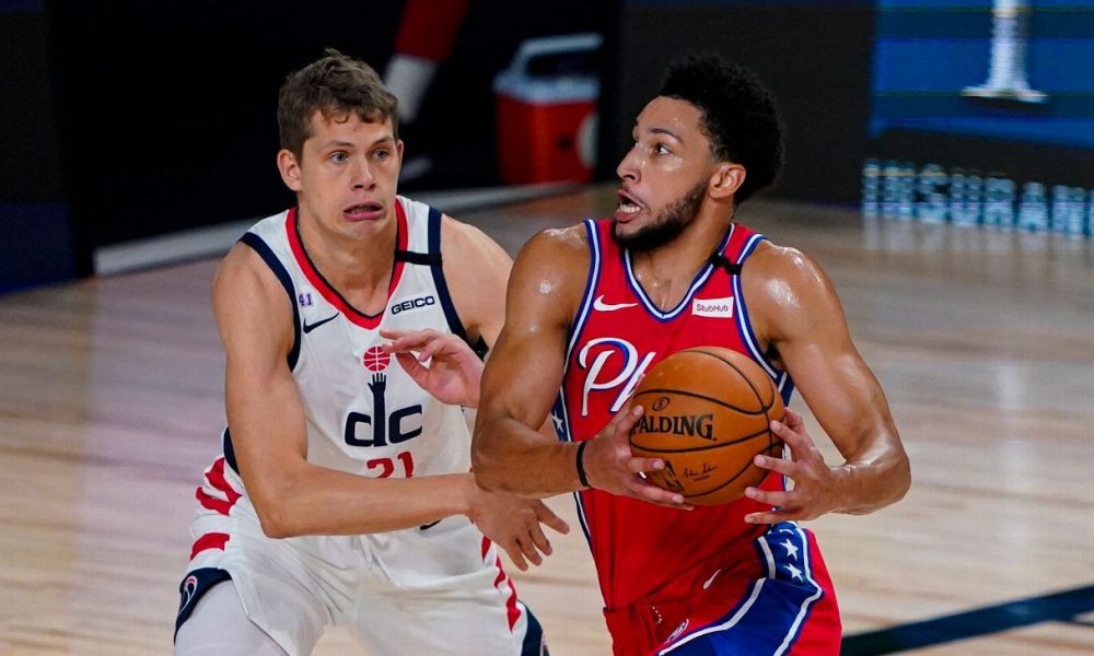 76ers' Simmons (knee) leaves game vs. Wizards