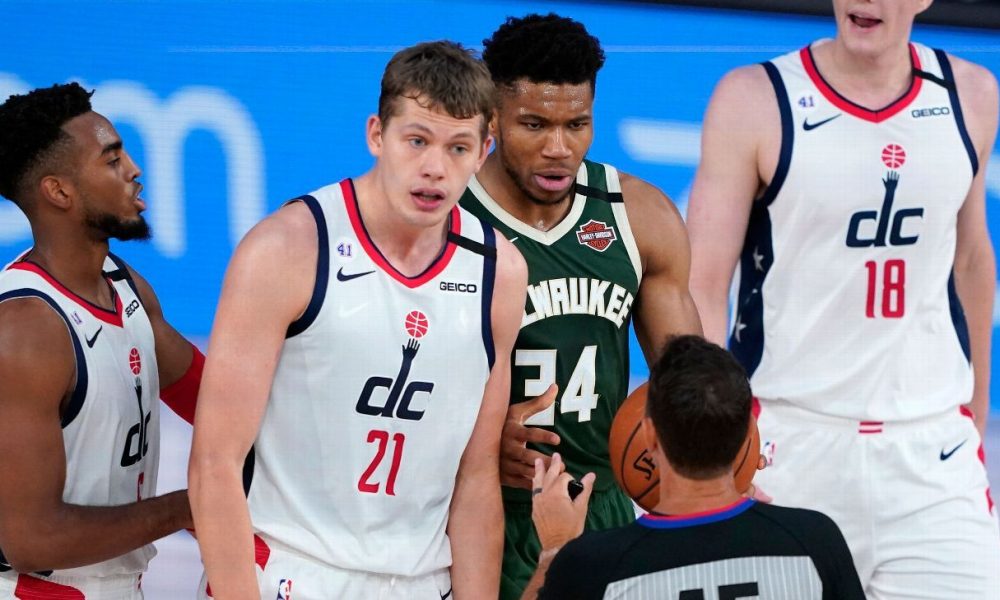 Giannis ejected after head-butt vs. Wizards