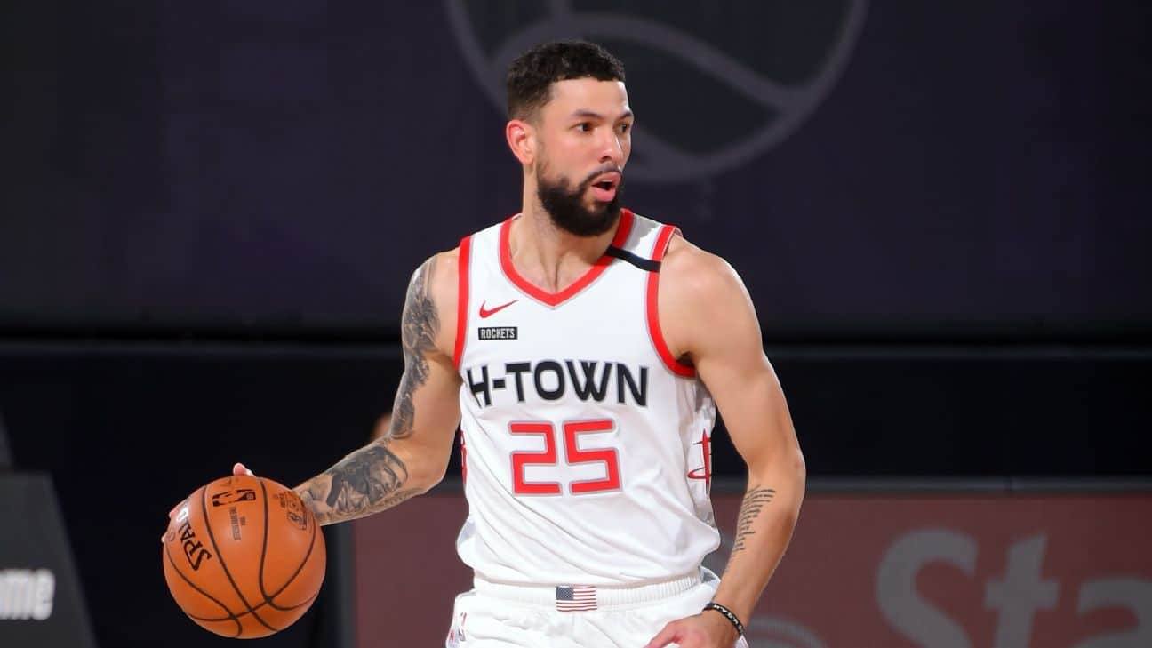 Sources: Austin Rivers reaches deal with Knicks