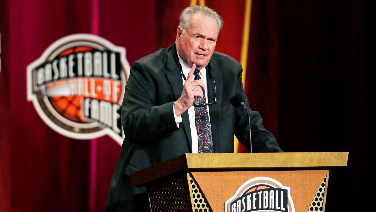 Tom Heinsohn, Hall of Famer with Celtics, dies