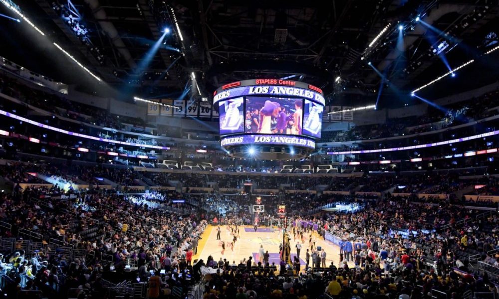 Champ Lakers won't host fans until further notice