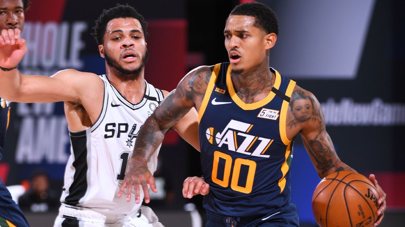 Jazz agree to keep Clarkson, bring back Favors