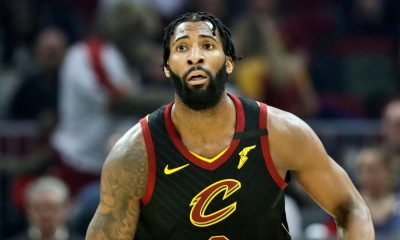 Drummond to exercise option, stay with Cavs