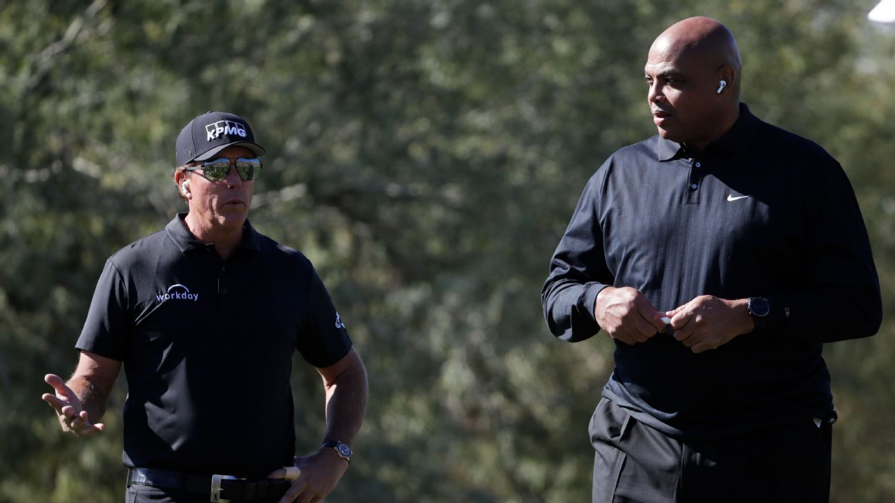 What's happening in Charles Barkley/Phil Mickelson vs. Steph Curry/Peyton Manning