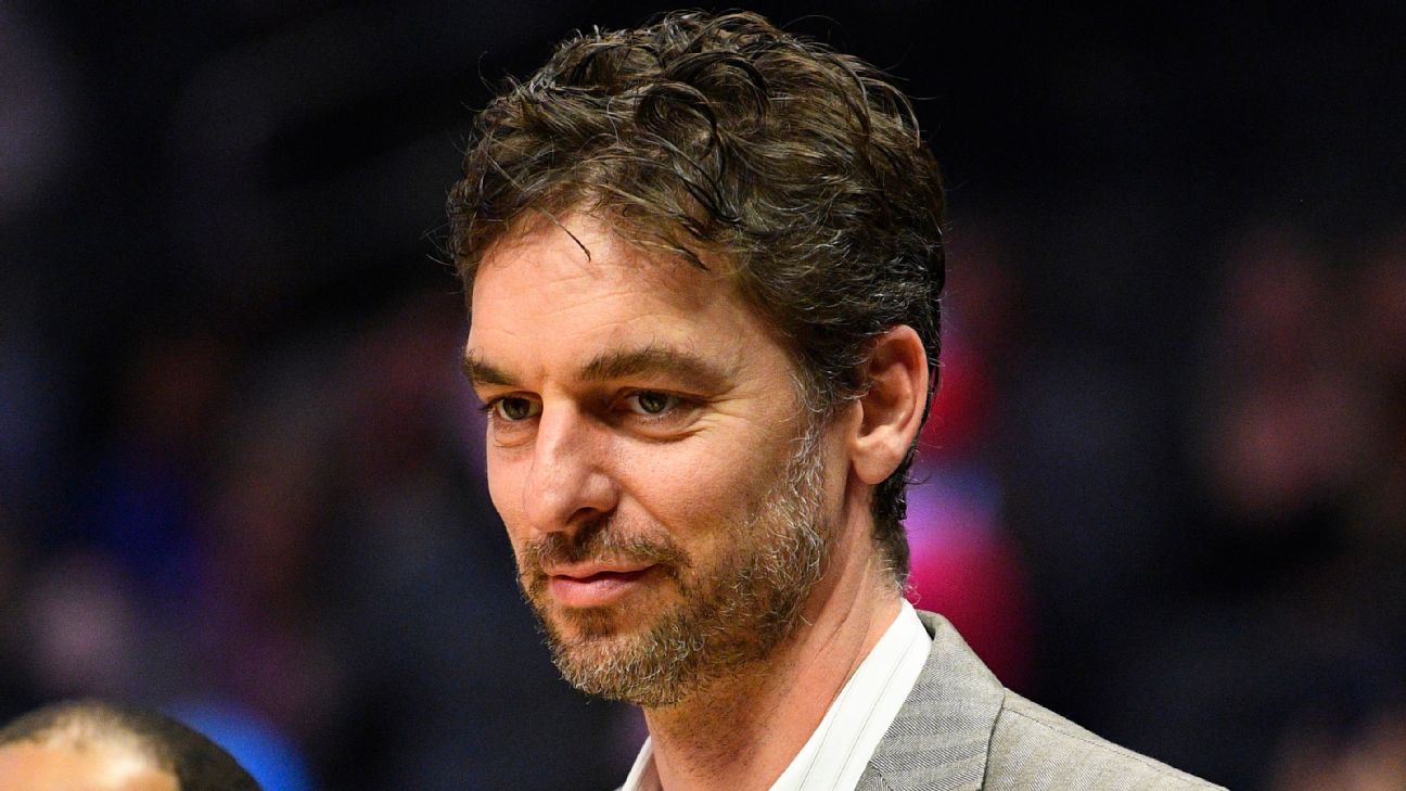 Pau Gasol eyes Lakers return, playing with Marc