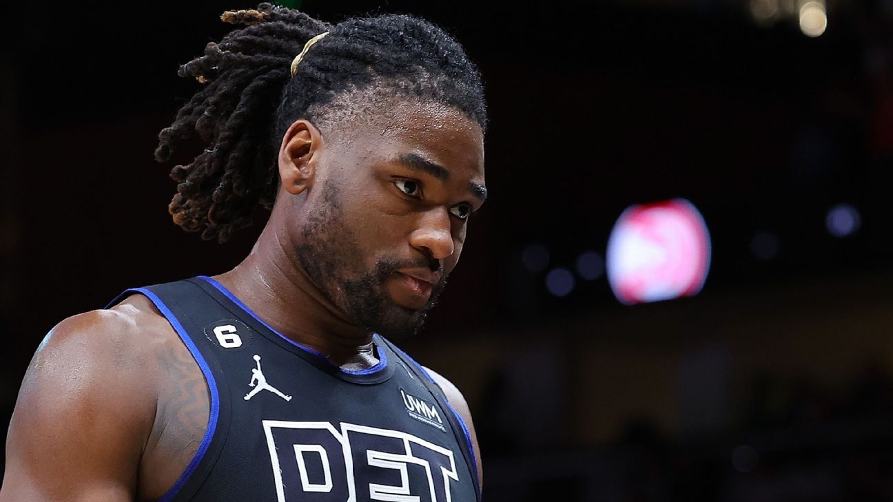 Pistons' Stewart suspended on bobblehead night