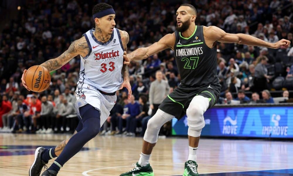 Wizards snap 16-game skid with second road win