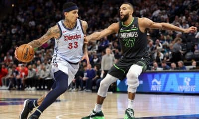 Wizards snap 16-game skid with second road win