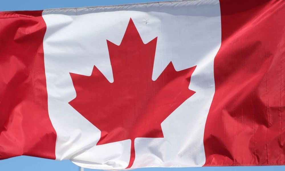 Raptors fans follow trend of booing U.S. anthem