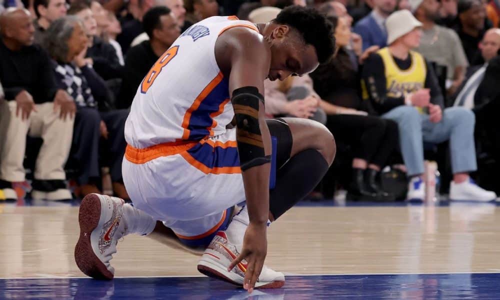 Knicks' Anunoby to miss game with sprained foot