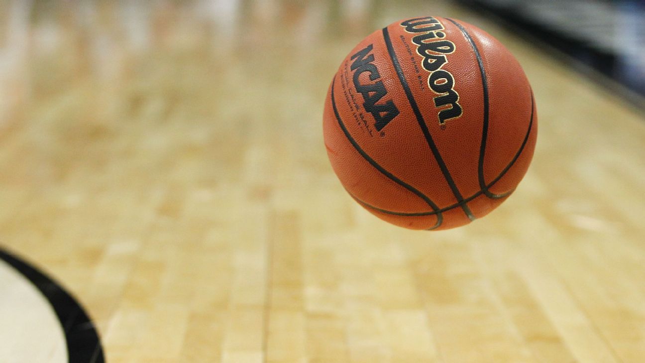 Sources: Gambling ring also tied to college hoops