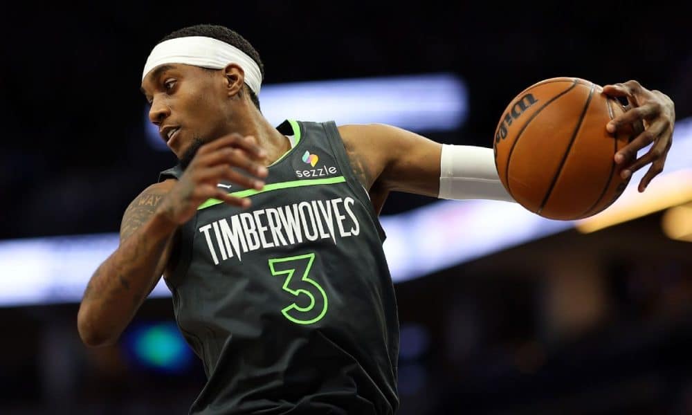 Waiver wire pickups: Add Jaden McDaniels, Christian Braun before it's too late