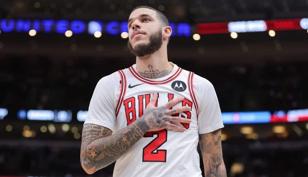 Sources: Bulls give Ball 2-year, $20M extension