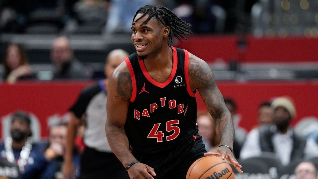 Sources: Heat send Tucker to Raptors for Mitchell