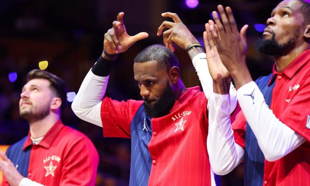 LeBron, Davis reunited -- as All-Star teammates