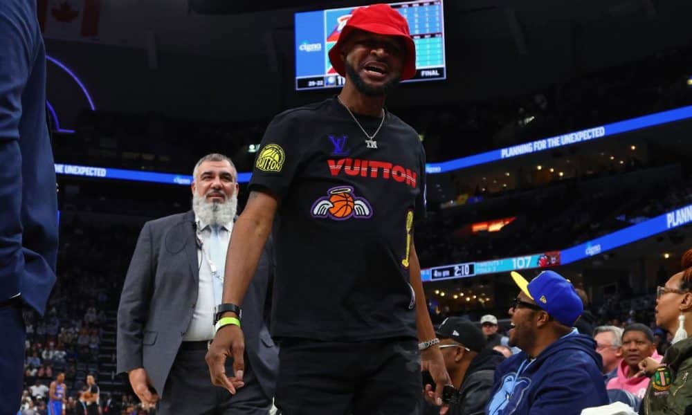 Grizz star Morant's dad ejected for berating refs