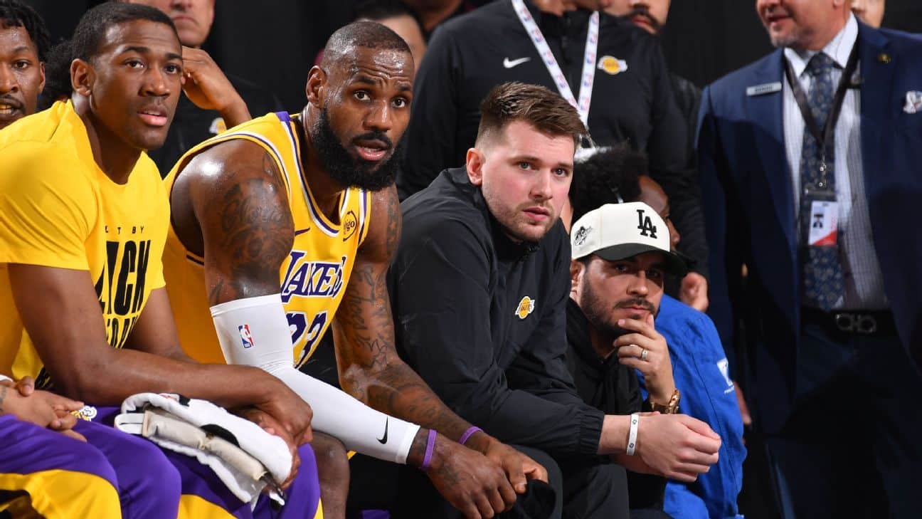 Inside the most chaotic, transformational trade deadline in Lakers history