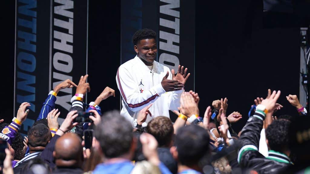 Wolves' Edwards (groin) misses All-Star tourney