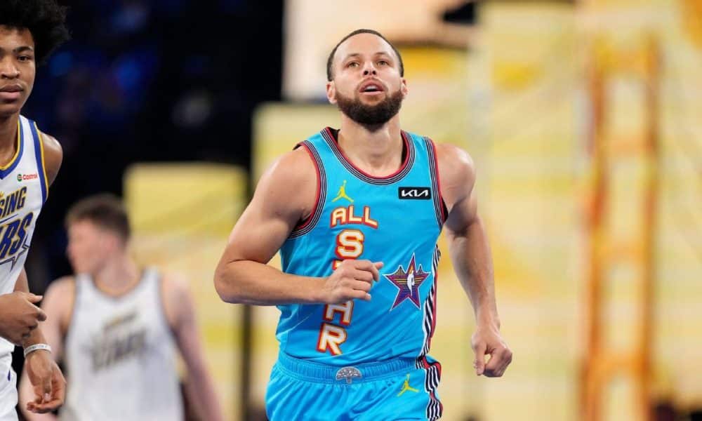 Curry leads OGs to win, captures 2nd ASG MVP