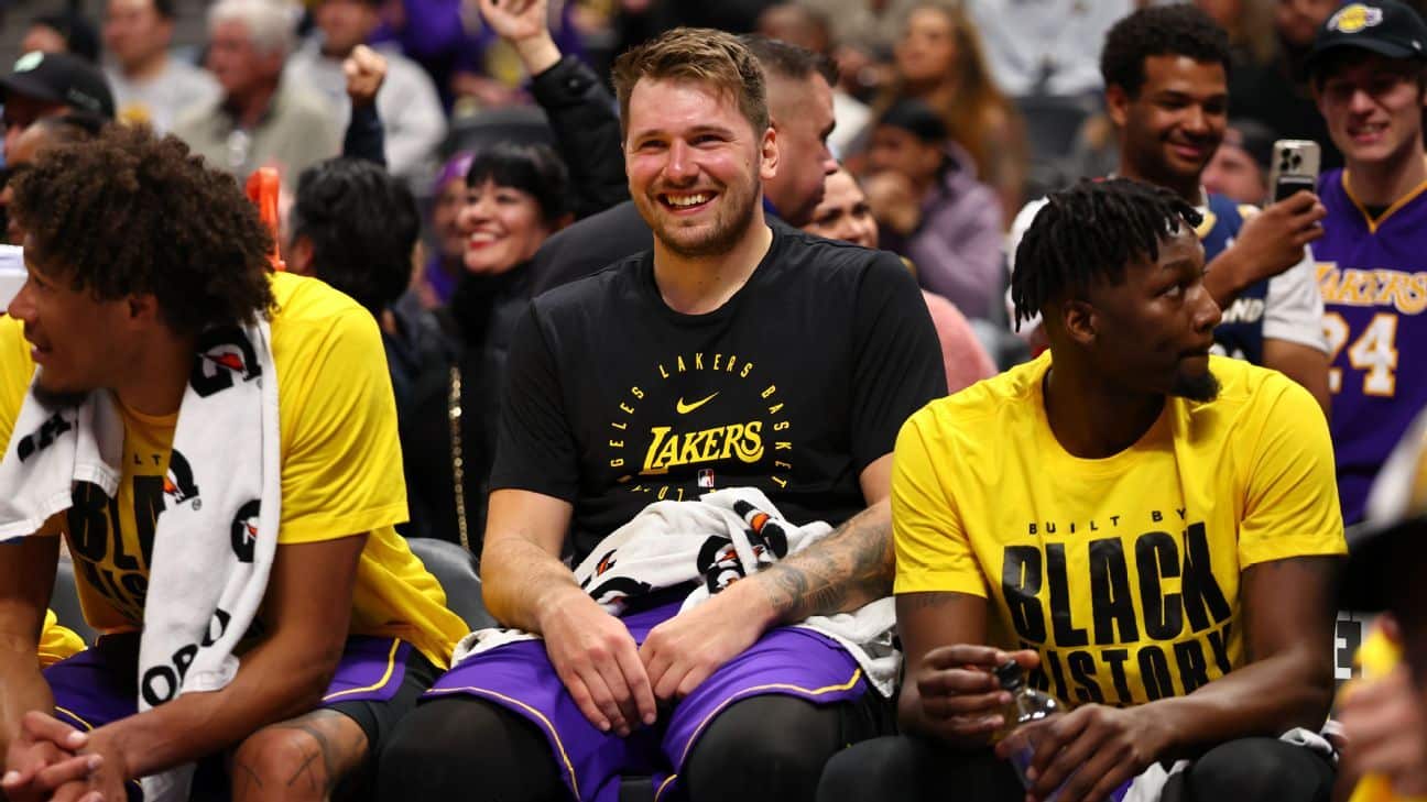 Mavericks-Lakers takeaways: Lakers win but still have work to do