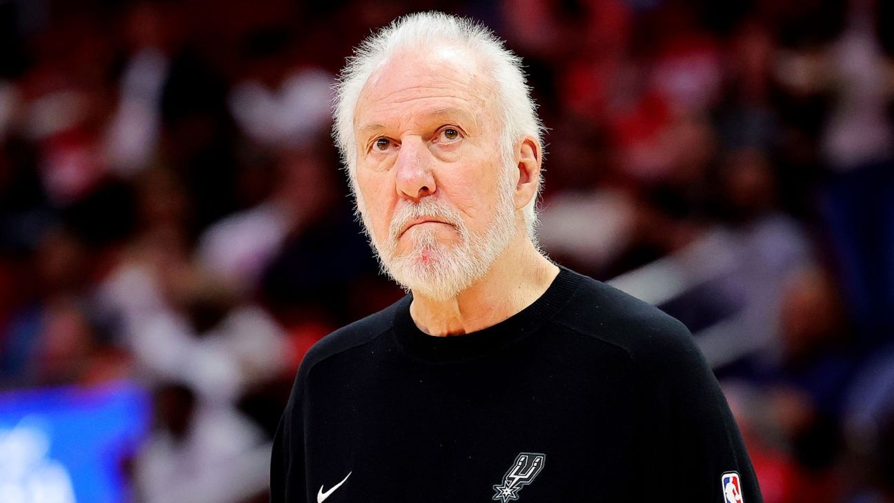 Popovich visits Spurs, won't return this season