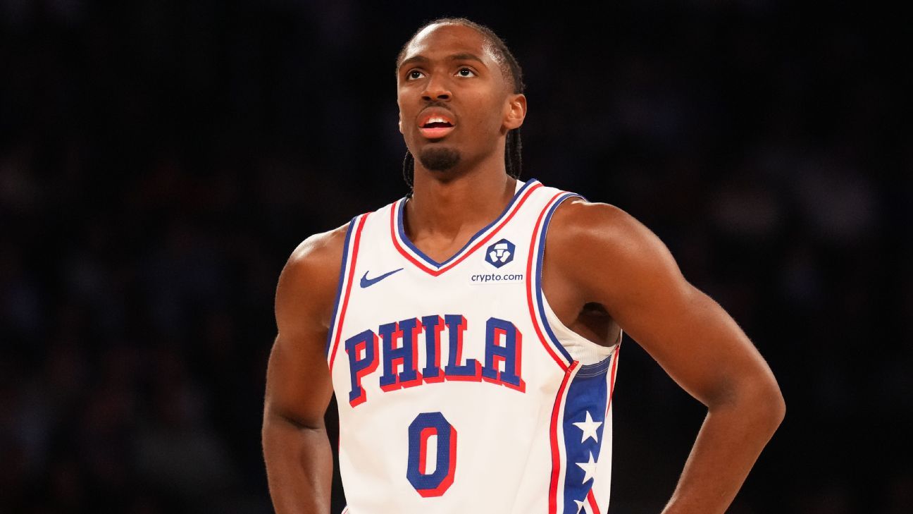 Two tales of one city: 76ers winless since Eagles won Super Bowl