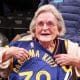Stephen Curry finally meets 'superfan' Grandma Kitty, gives jersey before Warriors-Nets