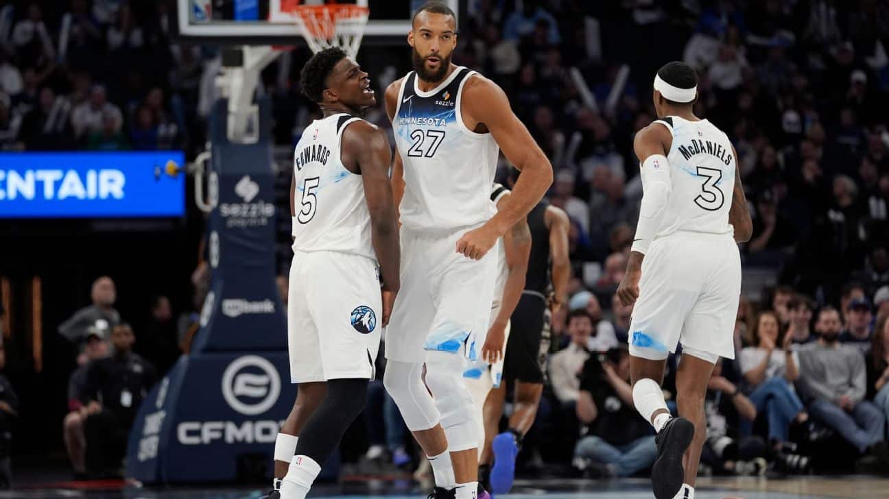 Gobert returns as Wolves score season-high 141