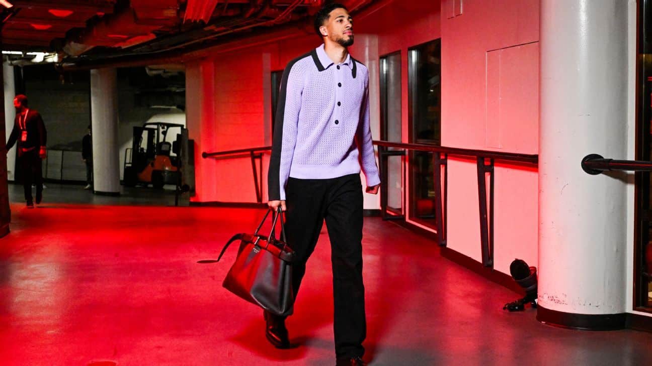 Haliburton out again for Pacers with hip injury