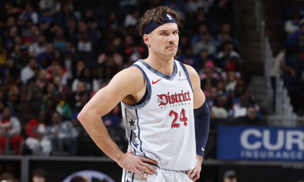 Wiz's Kispert out for season after thumb surgery