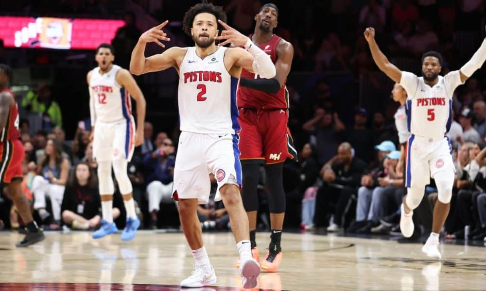 Cunningham calls bank -- or at least 'whispered it'