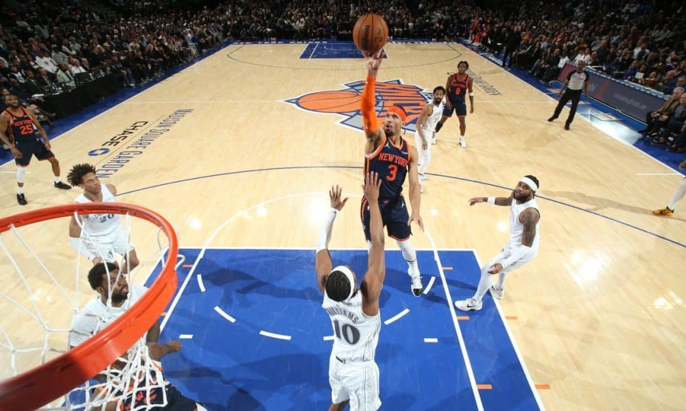 Hart, KAT make triple-double history for Knicks