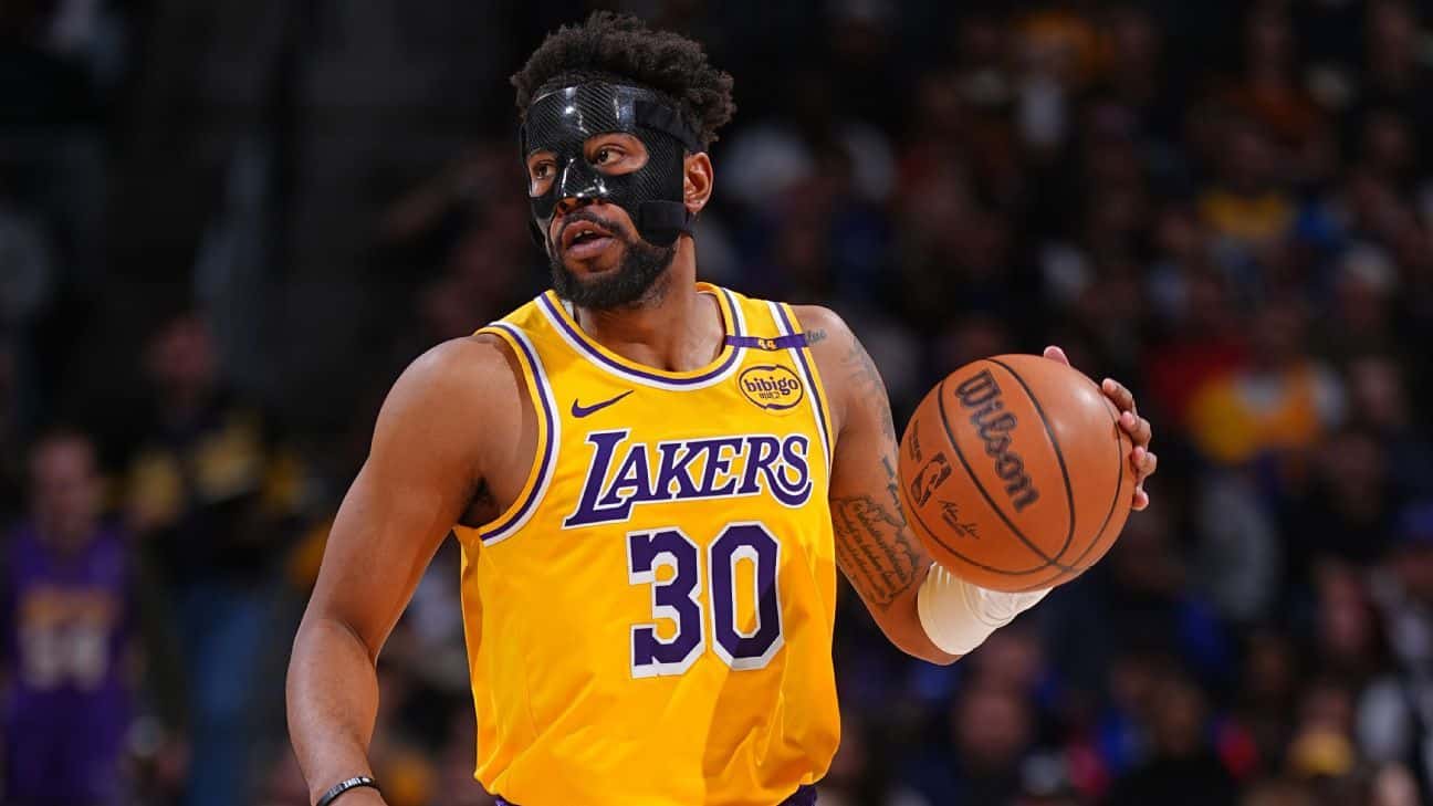 Sources: Lakers convert Goodwin, waive Reddish