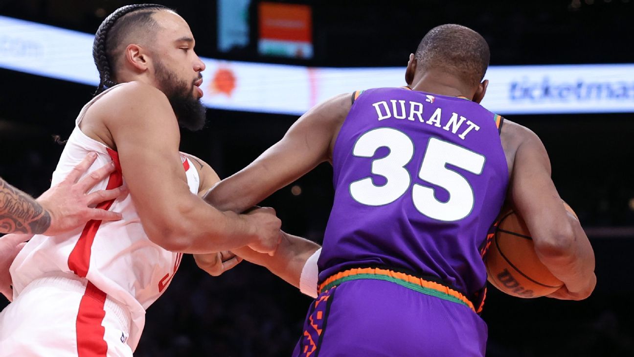 Rockets' Brooks ejected after scuffle with Durant