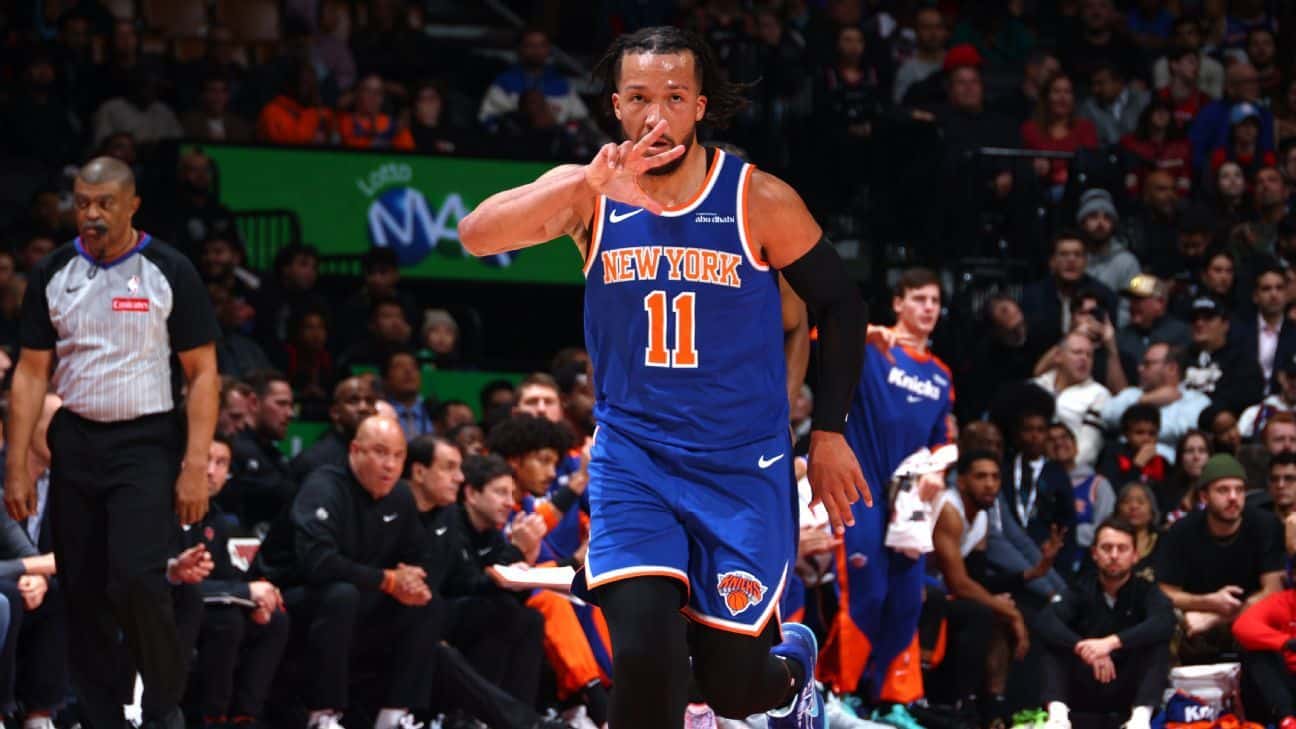 Brunson makes return as Knicks reach 50 wins