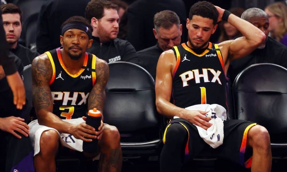 Suns' backward slide culminates in playoff miss